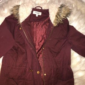 Women’s Burgundy Jacket With Fur Hood